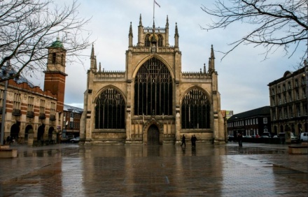 Should you build a residential property investment portfolio in Hull?  